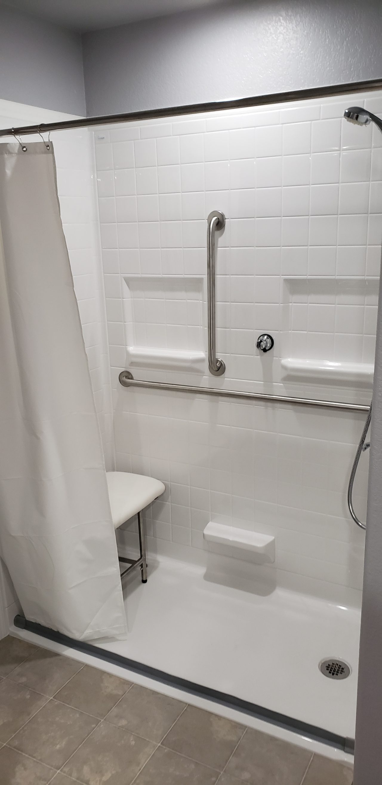 ada bathroom layout tub and shower